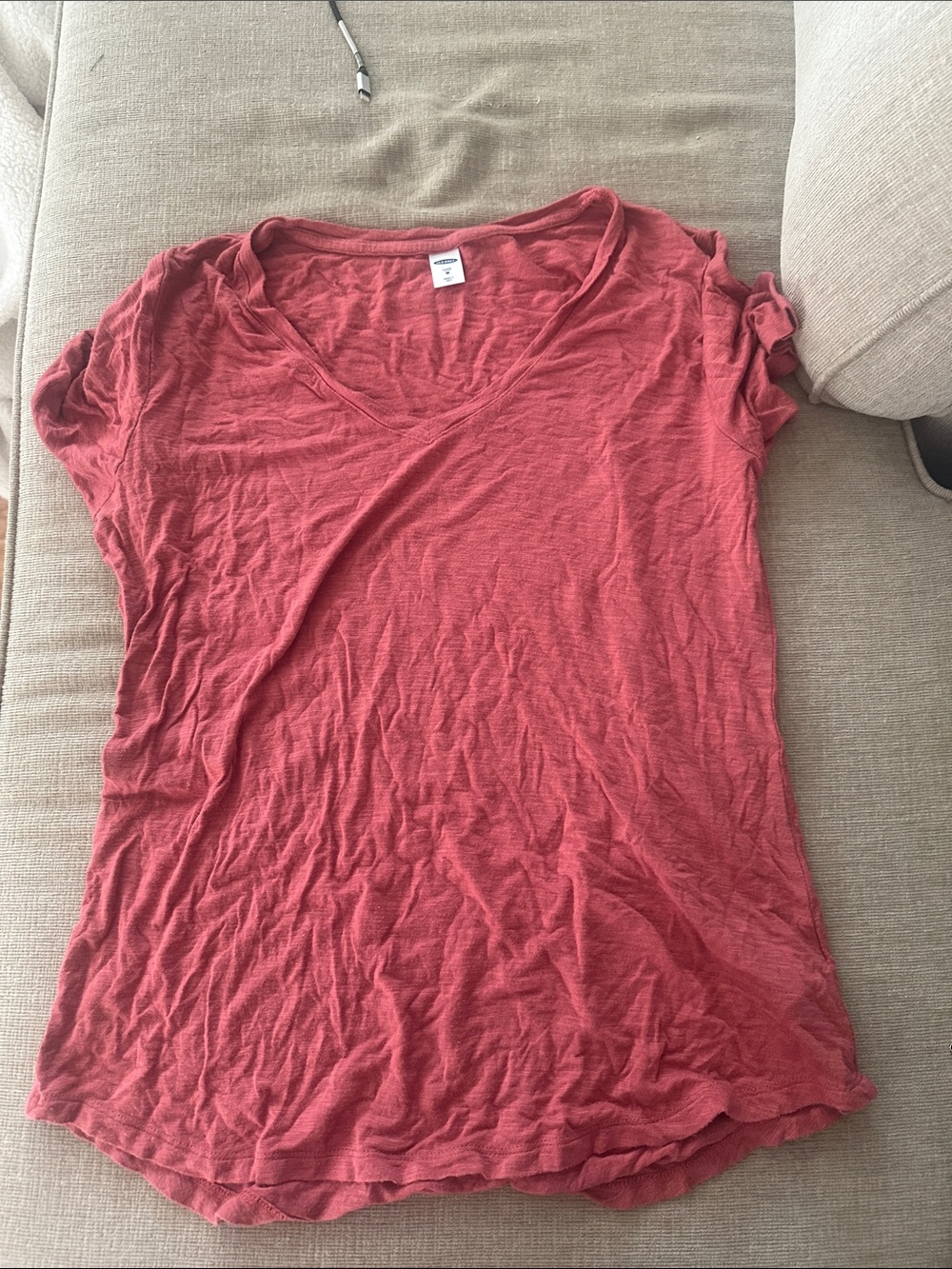 Old Navy Coral-Red V-Neck Short Sleeve Tee
